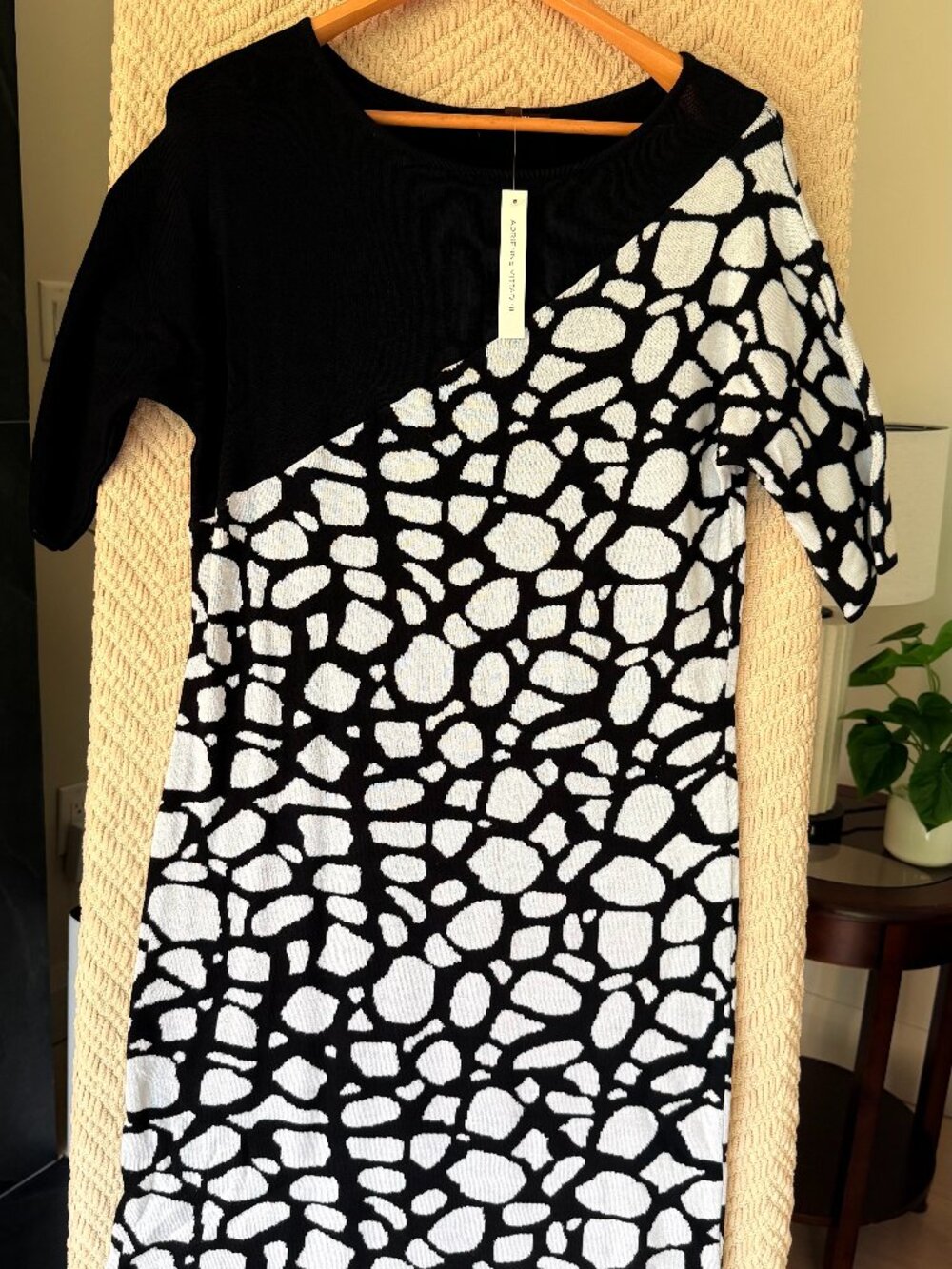 NWT Adrienne Vittadini Black & White Abstract Knit Dress size L